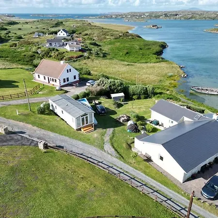 Semesterbostad Cascade & Hot Tub F94 H0fr