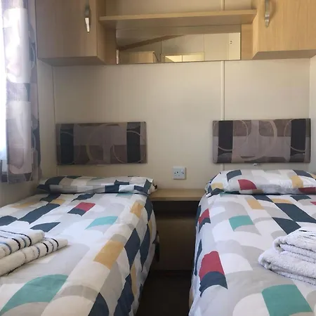 Cascade & Hot Tub F94 H0fr Holiday home