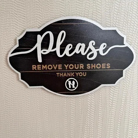 Cascade & Hot Tub F94 H0fr *