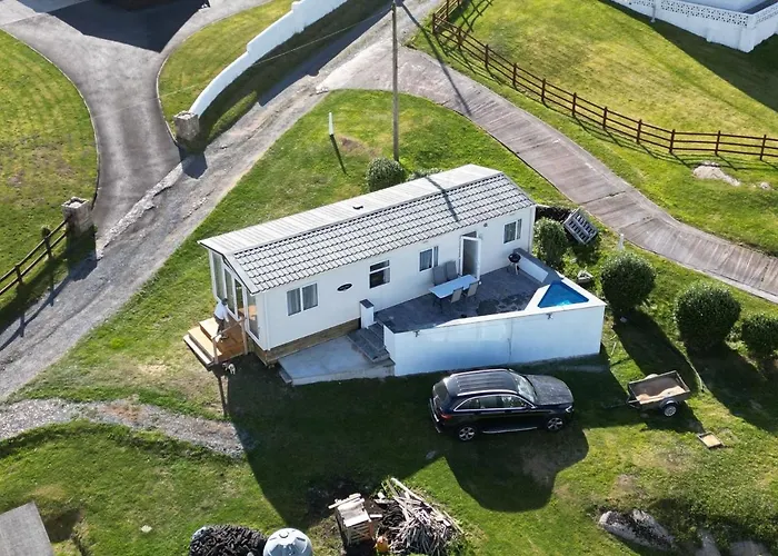 Cascade & Hot Tub F94 H0fr * Donegal Town