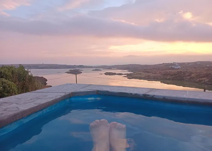 Ferienhaus Cascade & Hot Tub F94 H0fr Donegal Town
